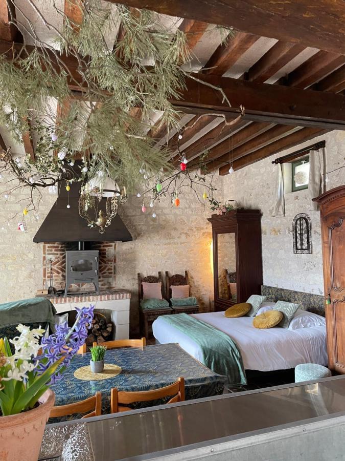 Hotel Le Relais, La Dormance, Le Bois Dormant Châteauvieux Exteriér fotografie