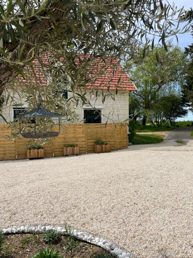 Hotel Le Relais, La Dormance, Le Bois Dormant Châteauvieux Exteriér fotografie