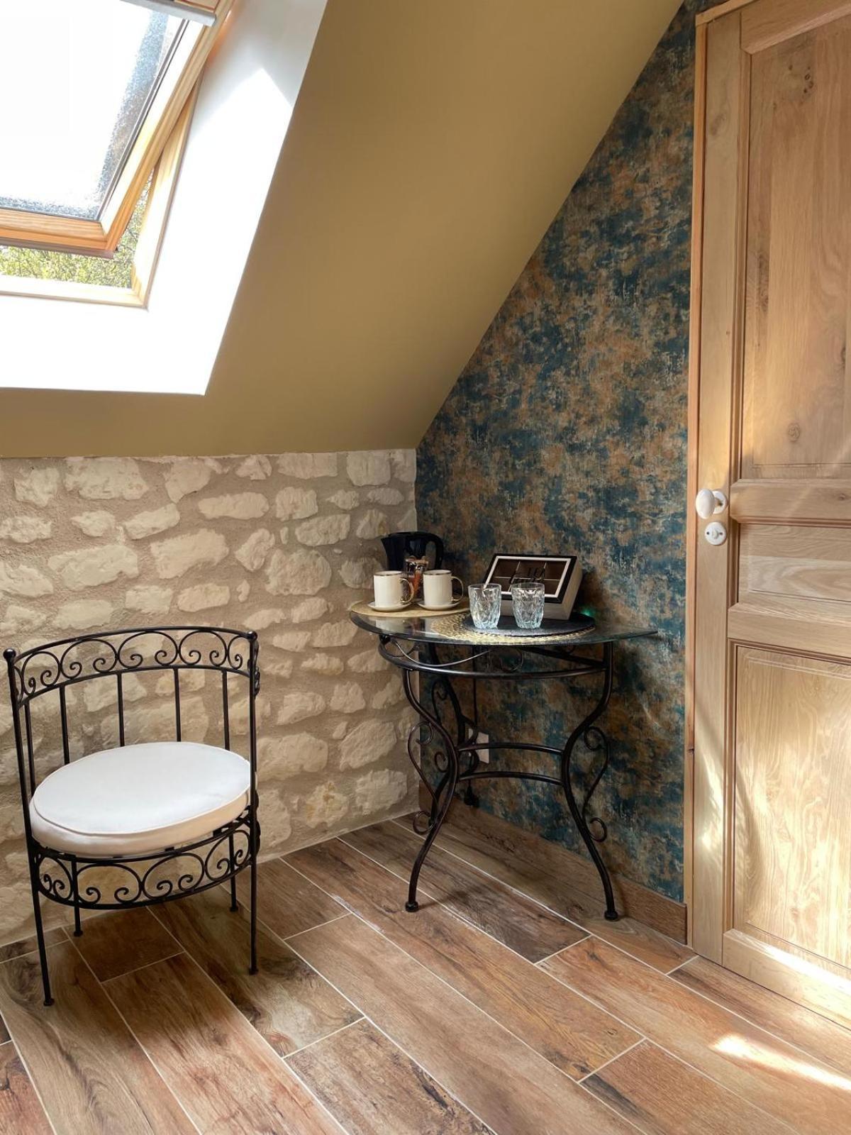 Hotel Le Relais, La Dormance, Le Bois Dormant Châteauvieux Exteriér fotografie