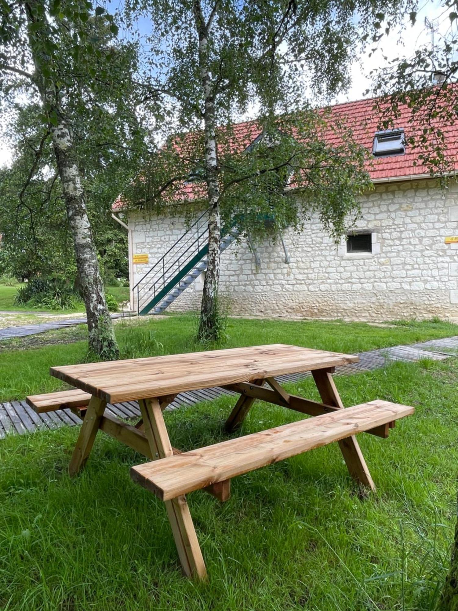 Hotel Le Relais, La Dormance, Le Bois Dormant Châteauvieux Exteriér fotografie