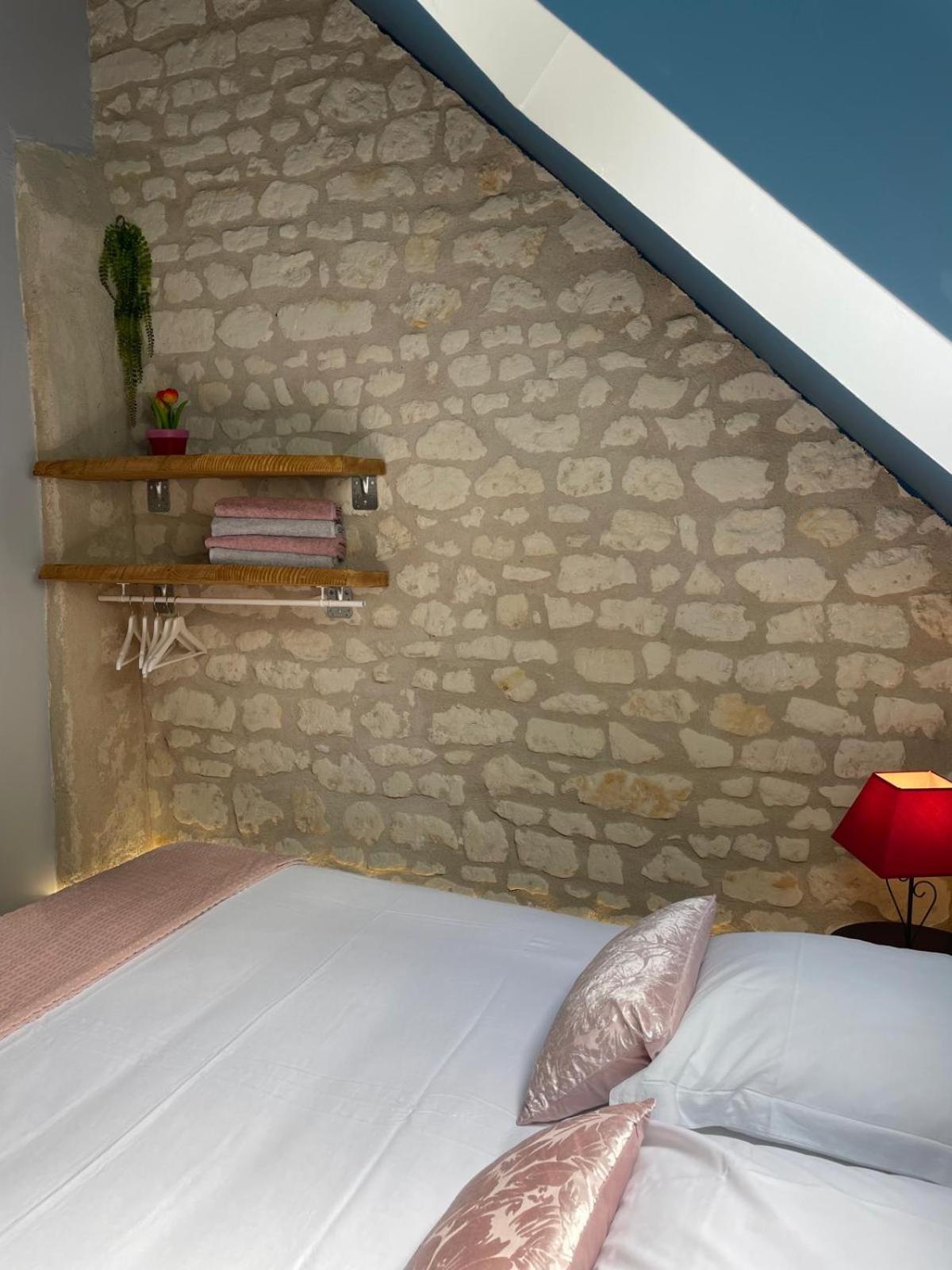 Hotel Le Relais, La Dormance, Le Bois Dormant Châteauvieux Exteriér fotografie