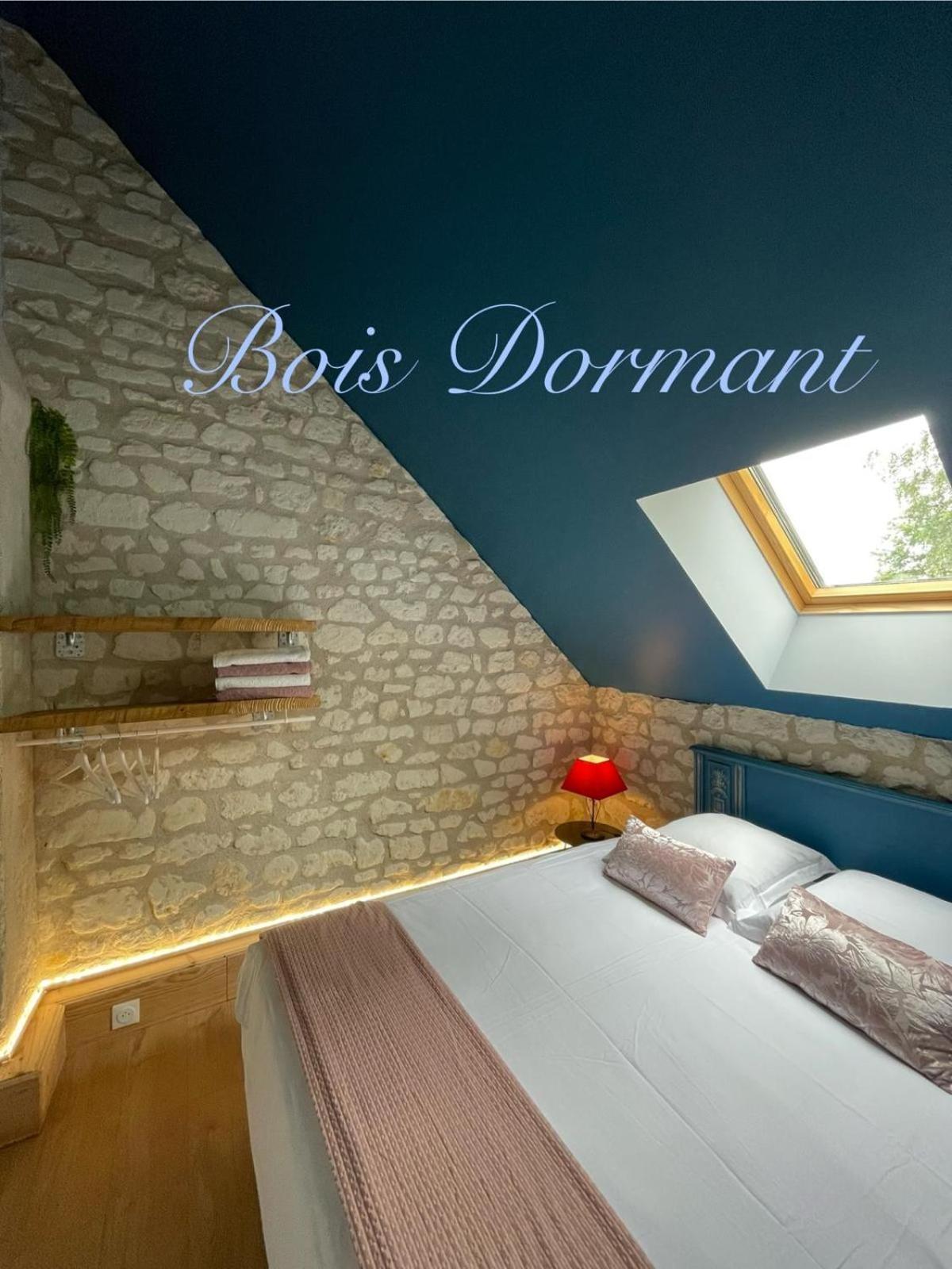 Hotel Le Relais, La Dormance, Le Bois Dormant Châteauvieux Exteriér fotografie