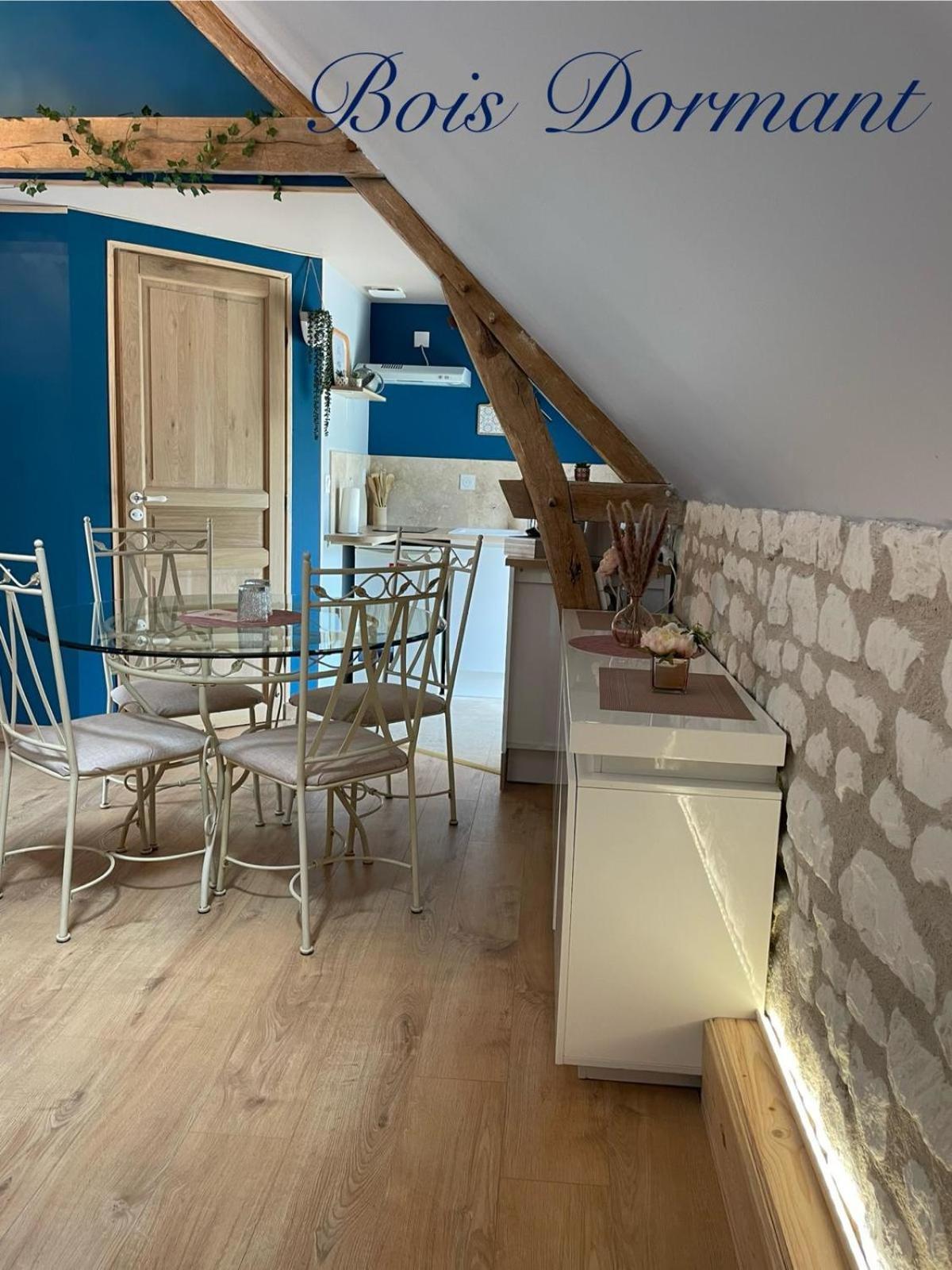 Hotel Le Relais, La Dormance, Le Bois Dormant Châteauvieux Exteriér fotografie